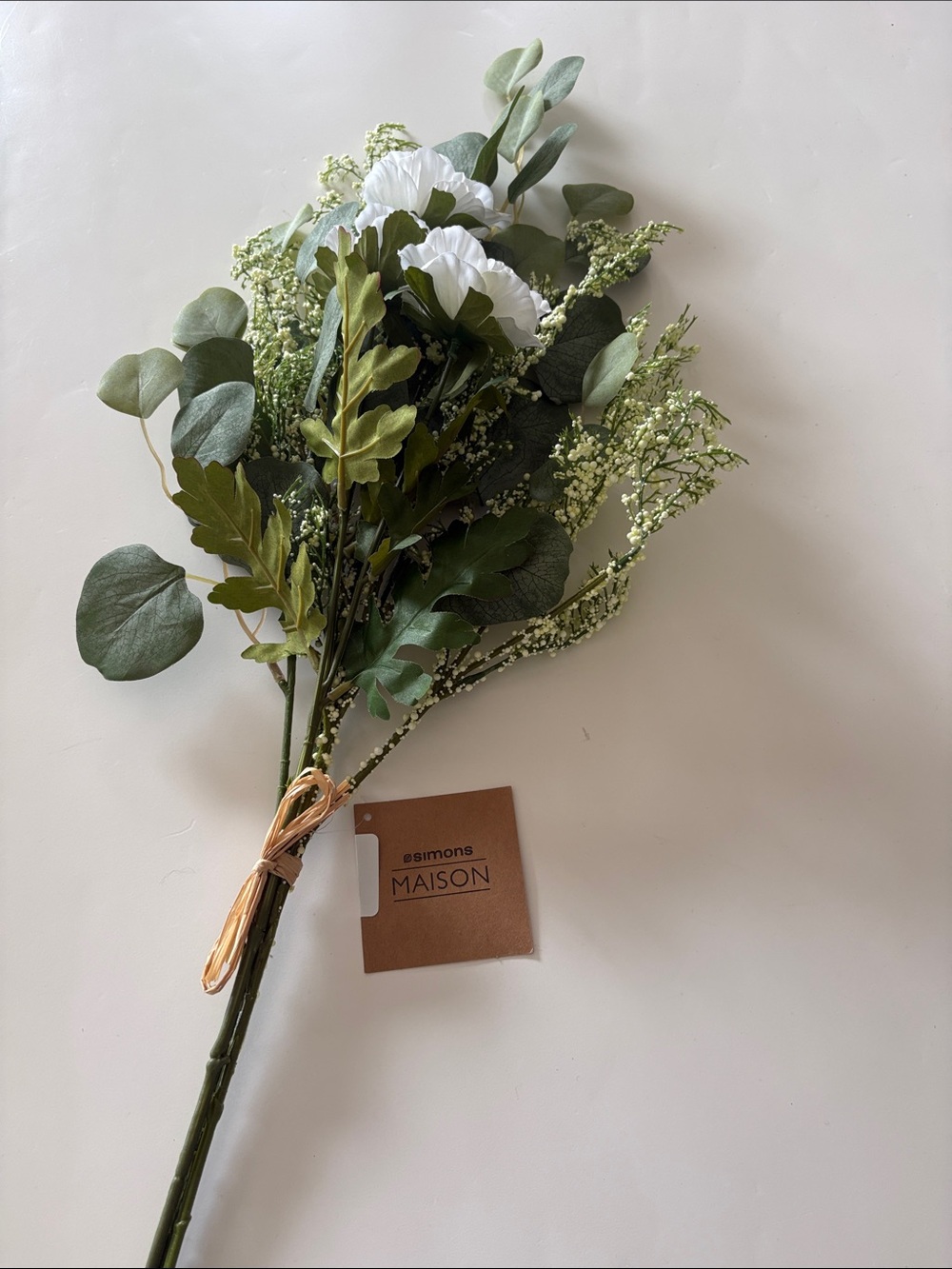 Maison Simon - White Floral Bouquet with Lush Greenery